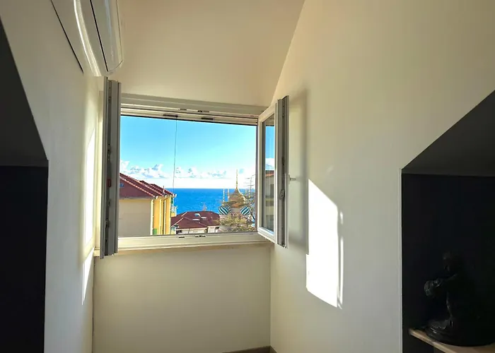 Iconic Centro * San Remo